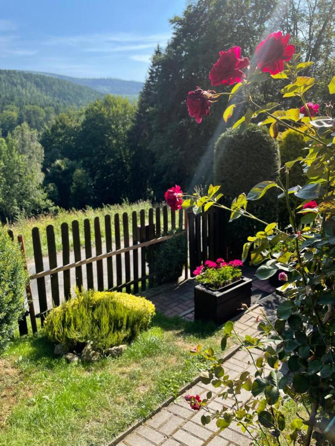 Apartamento Pod Piekielkiem Szczytna Exterior foto